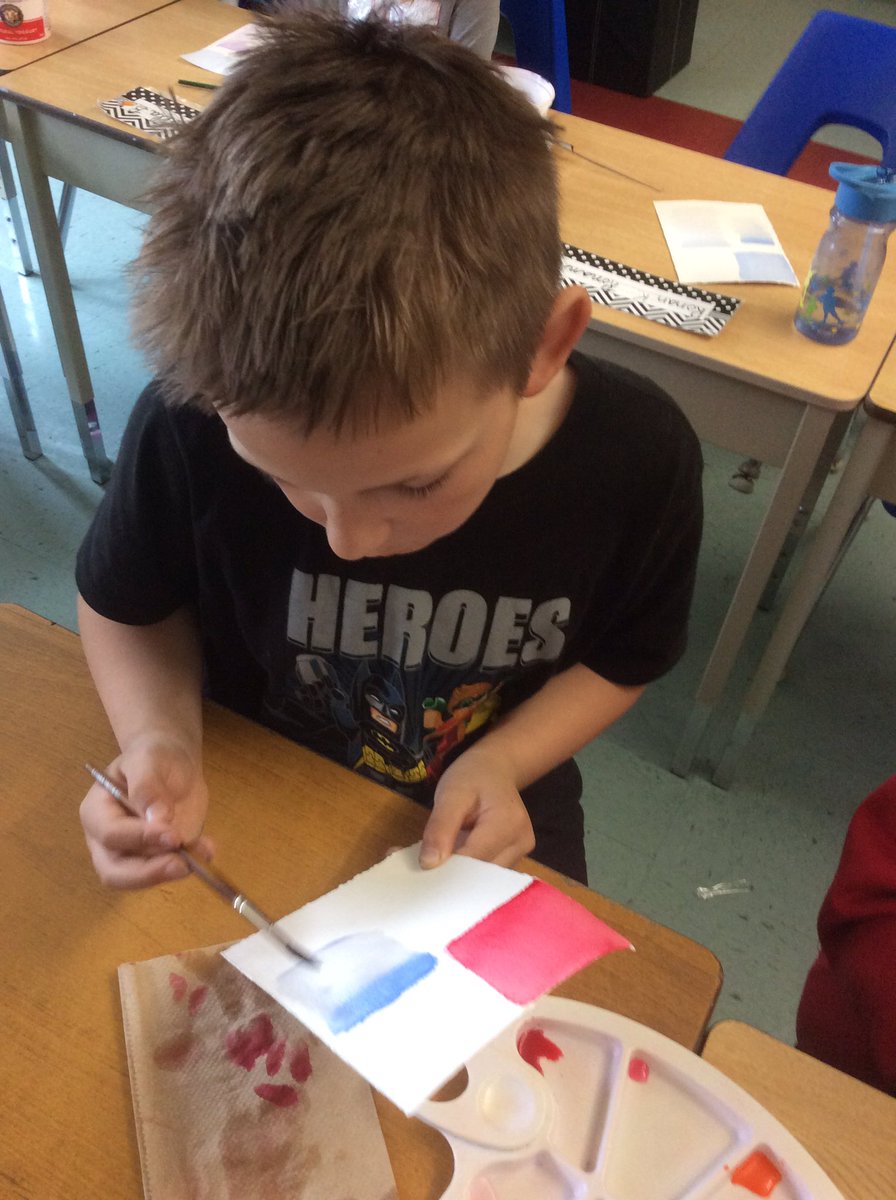 jcookbrookside's tweet photo. Won the Foundation for Education lottery! A fantastic workshop by presenter Catherine Weber on the fine techniques and skills of watercolour! @Found4Education @yourschools @BrooksidePS #grade3and4 #weareartists https://t.co/eL5r4jfdsD