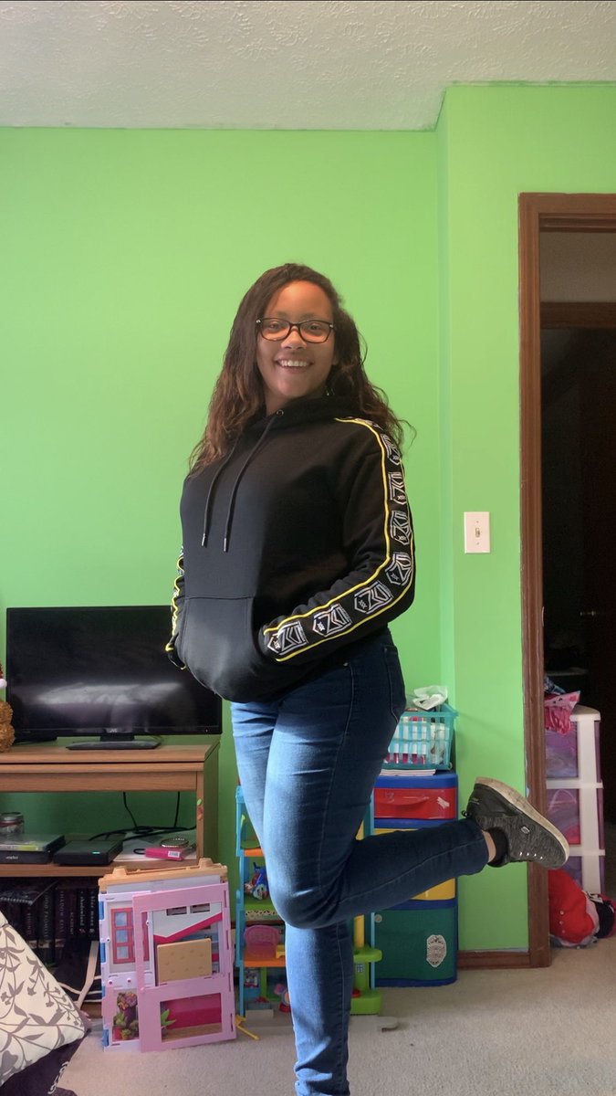 Jessica_Bailum's tweet photo. Came home from work to see that my new @SidemenClothing crest taped hoodie arrived which obviously meant taking a billion photos #MerchDownloaded https://t.co/ReFhs7SYA2