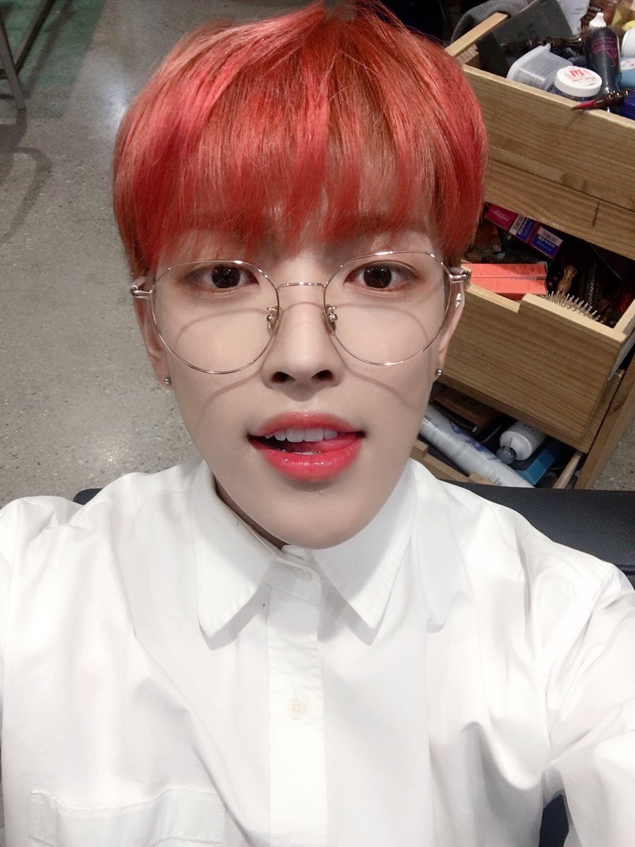 ATEEZofficial's tweet photo. [#홍중] Long time no see✋
다녀오겠습니다❤️
#ATEEZ #에이티즈 https://t.co/K9rV7jcPz2