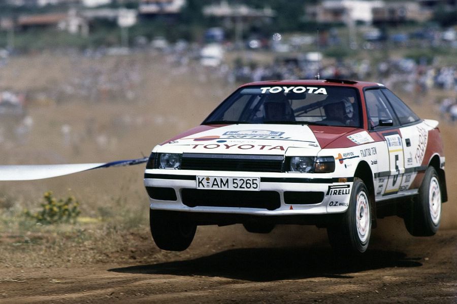 SnapLapNews's tweet photo. #KennethEriksson is a former Swedish rally driver who recorded 138 starts in the #WRC between 1980 and 2002, as a privateer and driving for six different factory teams (Volkswagen, Toyota, Mitsubishi, Subaru, Hyundai and Škoda)
https://t.co/5K8cD7W4Nw https://t.co/LmzpSLpVFU