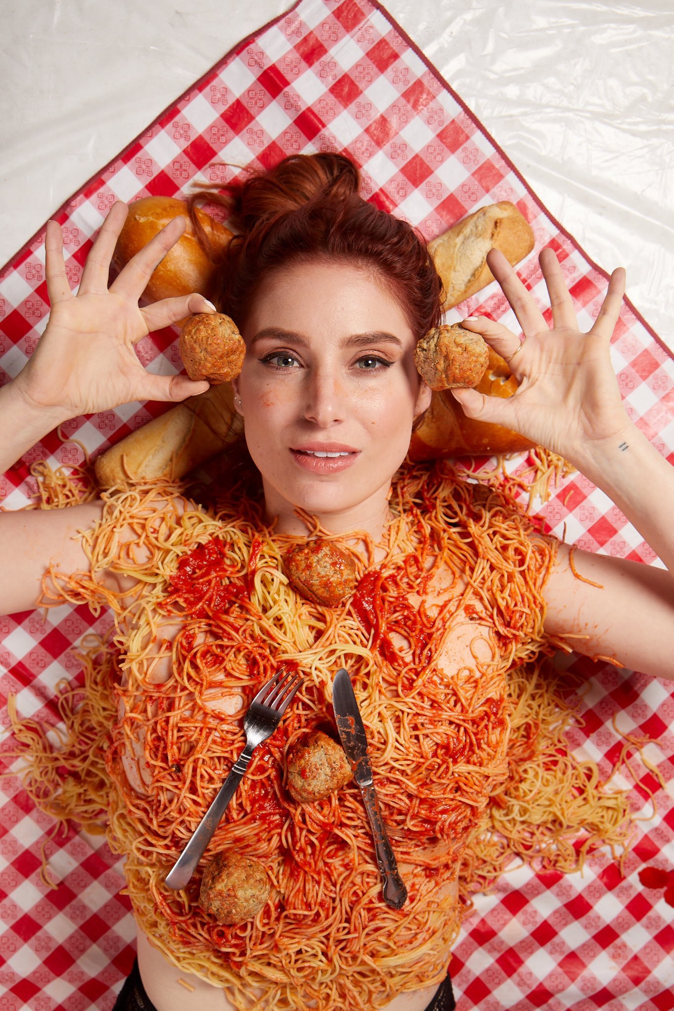 1 pic. Here are some SFW selects from my Obscenes From an Italian Restaurant Patreon shoot! NSFW pics will be rolling out this week! Find them here: https://t.co/UXysrBRtgG #foodporn https://t.co/DfOfuF0WF9