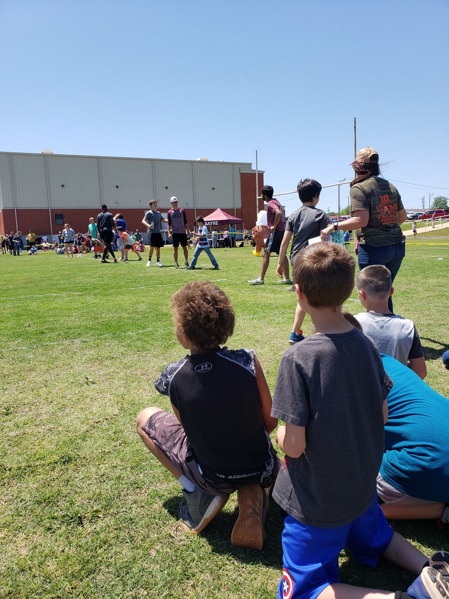SayreUpperElem's tweet photo. 2019 Track &amp; Field https://t.co/OrspiHi5kA