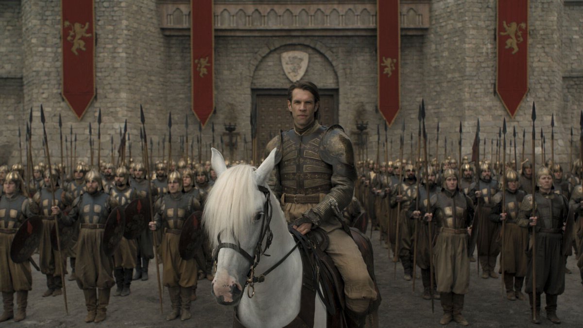 ealainayana's tweet photo. Bran: I'm the most useless character right now
Golden Company: Hold my beer!

#GameofThrones #GOT https://t.co/7JfkD2eOgR