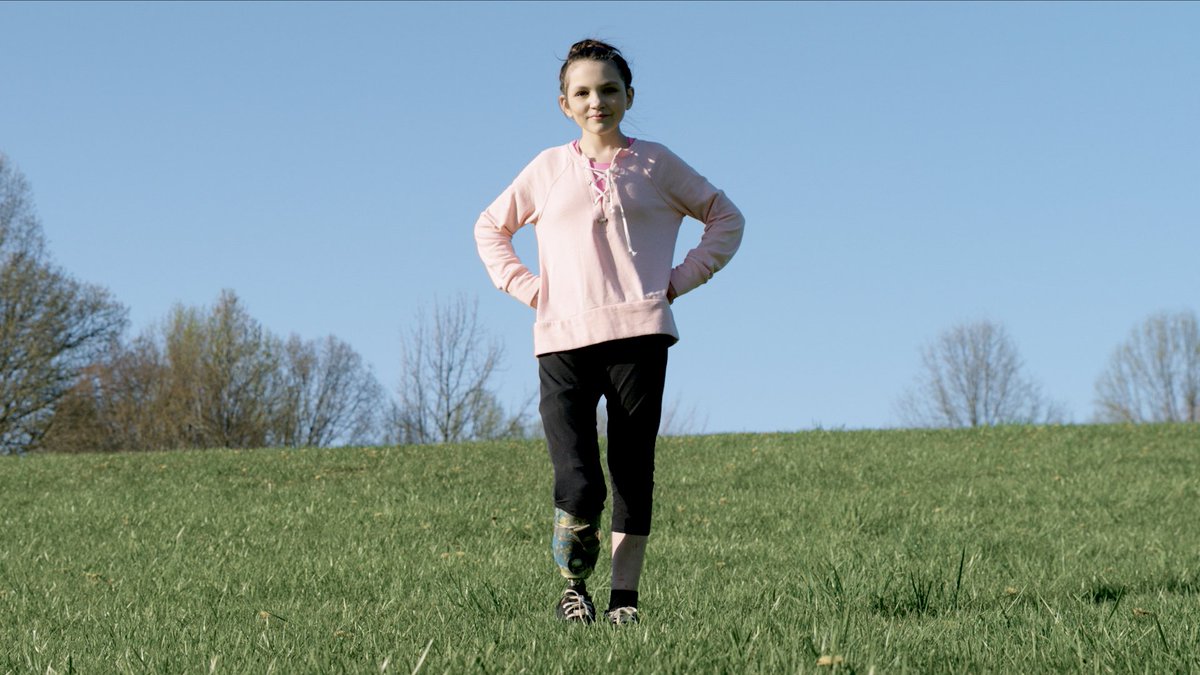 fourdiamonds's tweet photo. Theresa was 9 when she found out she had osteosarcoma that had spread to her lungs. She had a 30 percent chance of surviving. The team at @PennStHershey enrolled Theresa in a personalized medicine study... and saved her life. #FTK
🎥 Watch Theresa's story: https://t.co/ztLgy6AMet https://t.co/EeRMPcAZzK