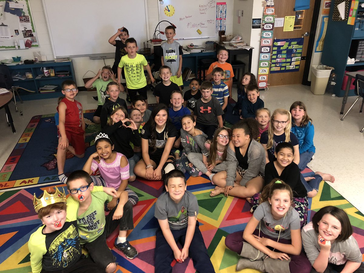 Congratulations Miss Amber! We will miss you. You are a great Cadet Teacher!@Satothaburr @GWCarverES <a href="/GWCESLib/">GWCarver ES Library</a>