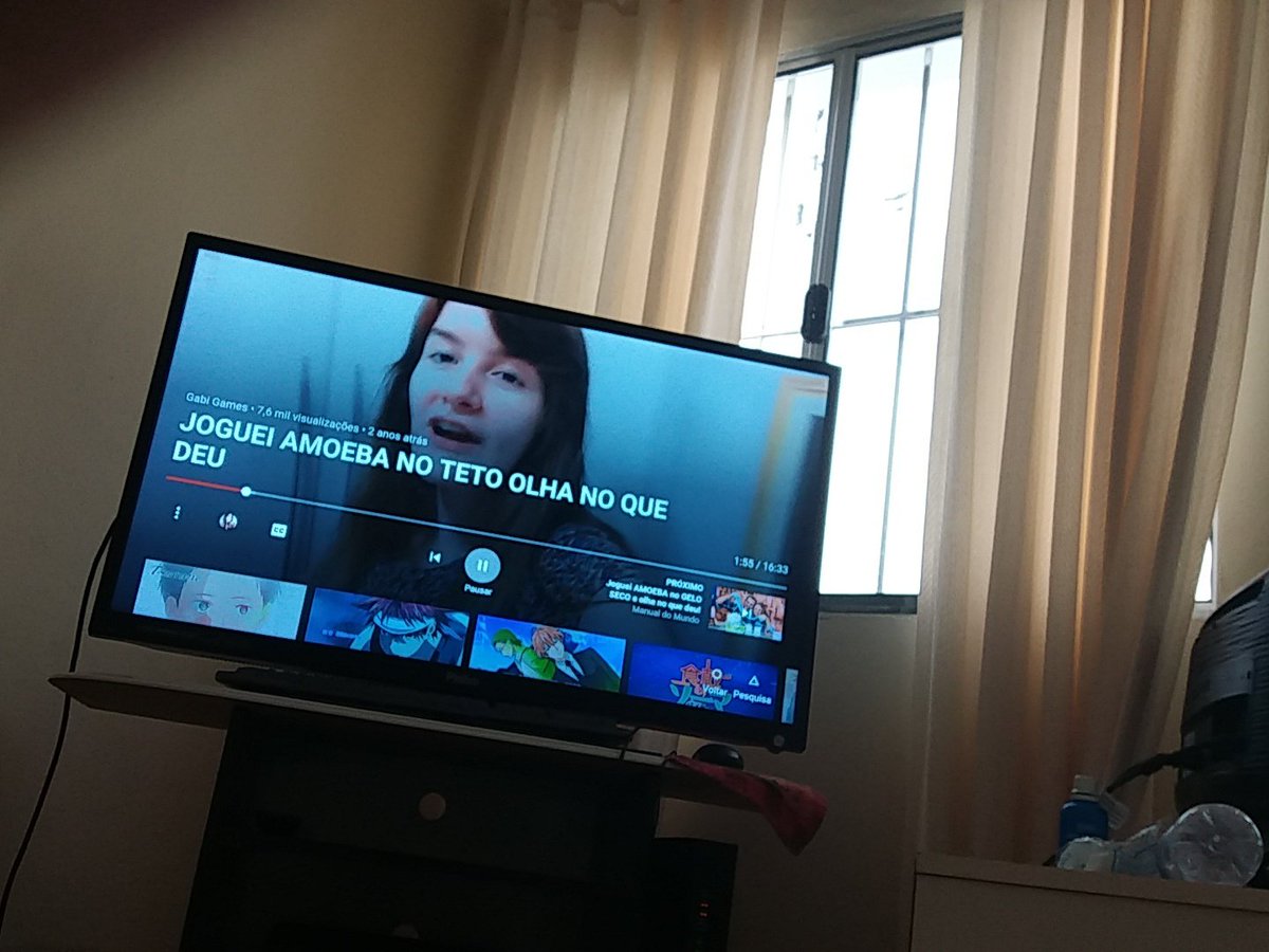 LuffyPistola's tweet photo. Já vi tanto esse vídeo q o youtube ate coloca sozinho dpp da minha playlist de aberturas de animes e toda vez eu morro de rir kkkkkkk @gabigcp https://t.co/58lyzbq6NR