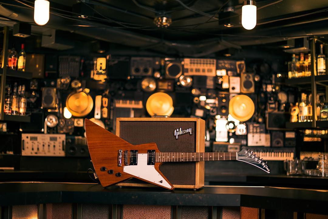 turntoamplify's tweet photo. Now that's a top-shelf Explorer. What song would you serve up first? 📸 @GibsonGuitar https://t.co/SNfxYEuELP