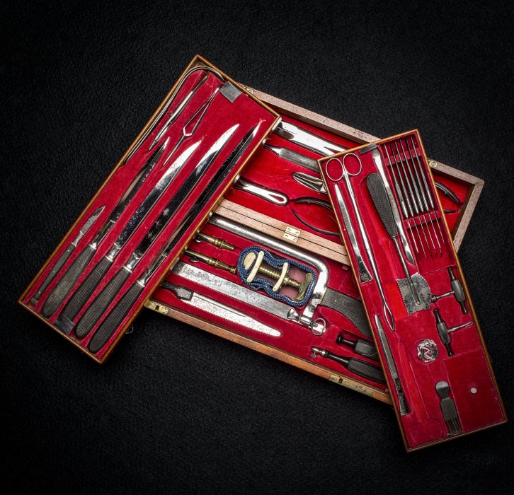 MutterMuseum's tweet photo. Pictured here, a #surgicalkit dating back to the #CivilWar. Join Robert Hicks, PhD, Director of the Mรผtter Museum on May 30 to ask him all of your Civil War questions at the release of his new book! More details: https://t.co/Byo3CcdRde https://t.co/twpWGFnHvl