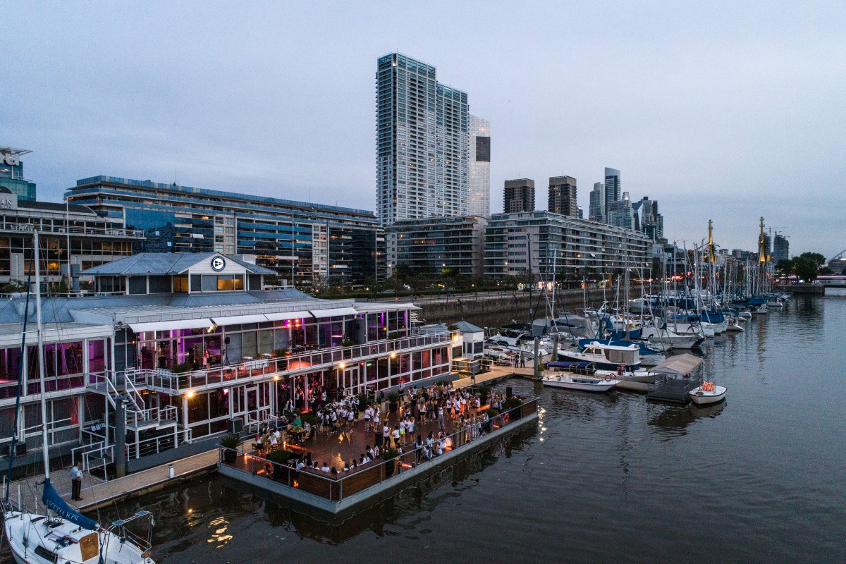 Yacht Club Puerto Madero