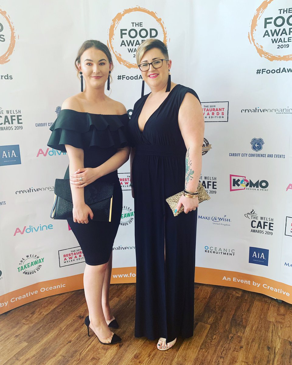 NagsHeadInn2014's tweet photo. #foodawards wish us luck!!! #teamnags https://t.co/zibuPu8Hdu
