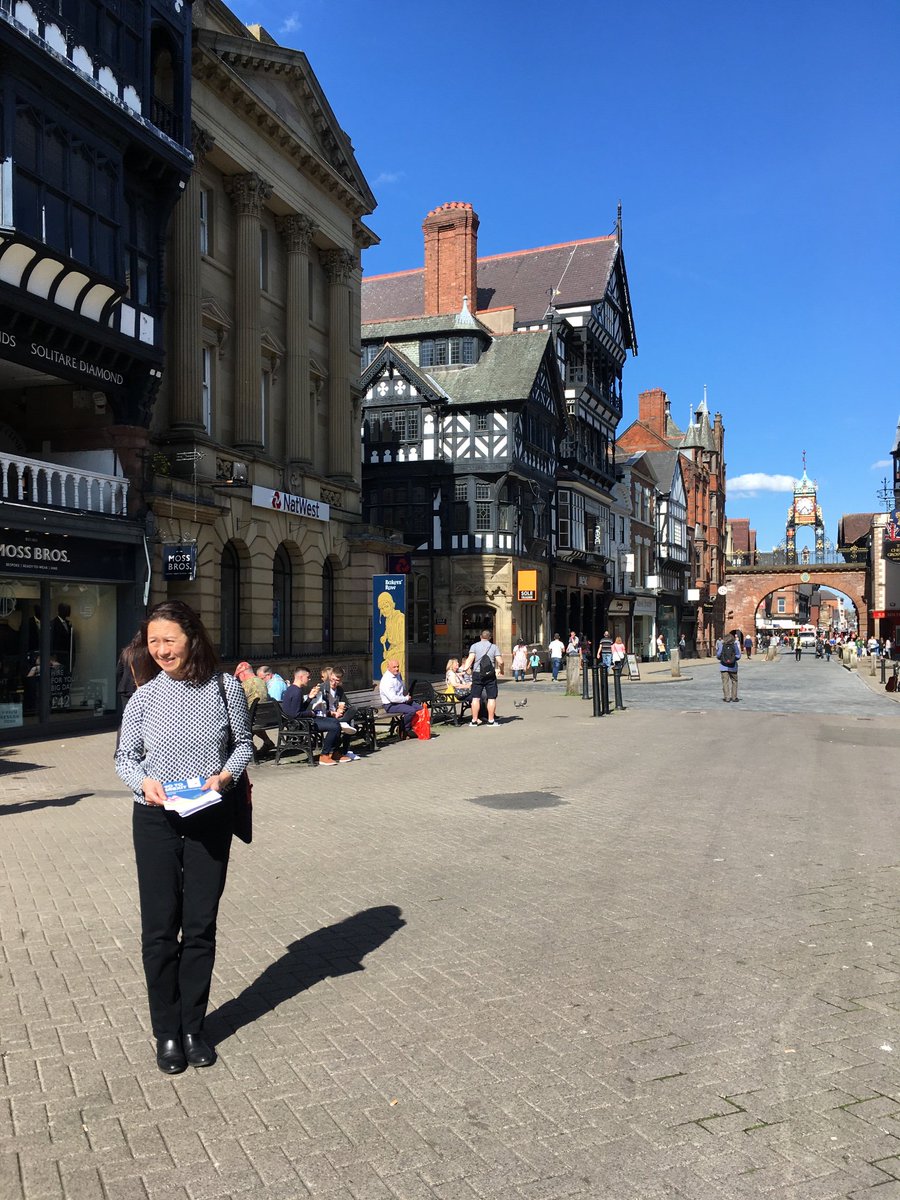 STheukeuparty's tweet photo. We had a great time in #Chester during the hustings and campaigning
Thank you
@theukeuparty is the only willing to
#revokearticle50
#FBPE https://t.co/4ZZ5BlPPvZ