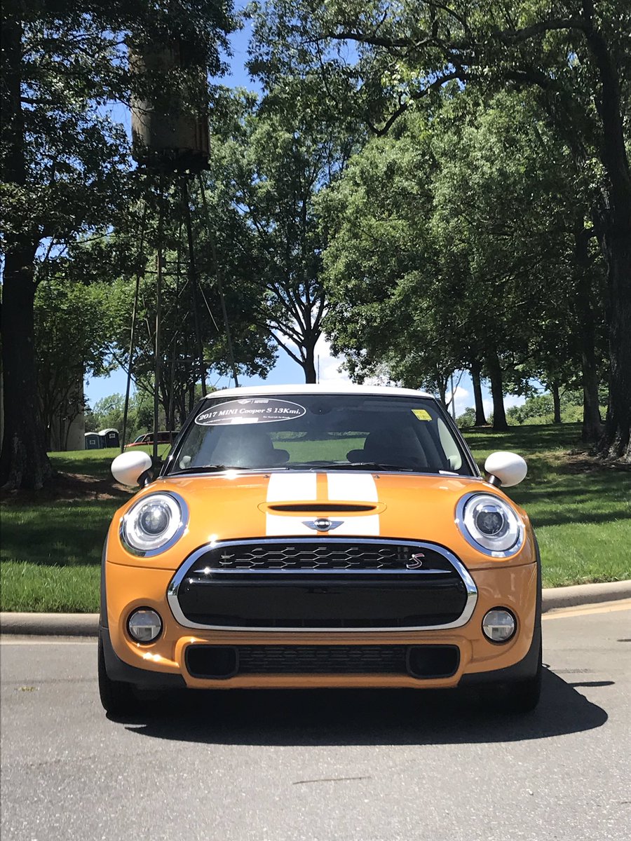 HendrickMINI's tweet photo. FEATURED CAR OF THE WEEK: 2017 Volcanic Orange #MINI Cooper S Hardtop. Less than 13,000 miles #preloved #miniusa #hardtop #MINIhardtop #CooperS #MINIcooper #hendrickmini #MINIfan #motoringaroundcrowntown #letsmotor #volcanicorange https://t.co/2yhvHhDG0b