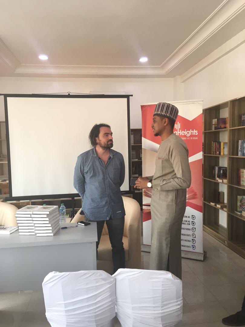 Page and Palette (Pagesandpalette) Twitter