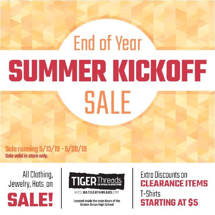 BAtigerthreads's tweet photo. Big Summer Sale Starts today!!
30% off Nike, 20% off Adidas
50% off clearance racks, $5,$9, $10 t-shirt. So Much More!  Come shop 9-5 M-Th  9-4 F 🐯 @BAFATigers @BASchools @batigersports @BAHSPulse @BAStudentSec https://t.co/InR86CunSm