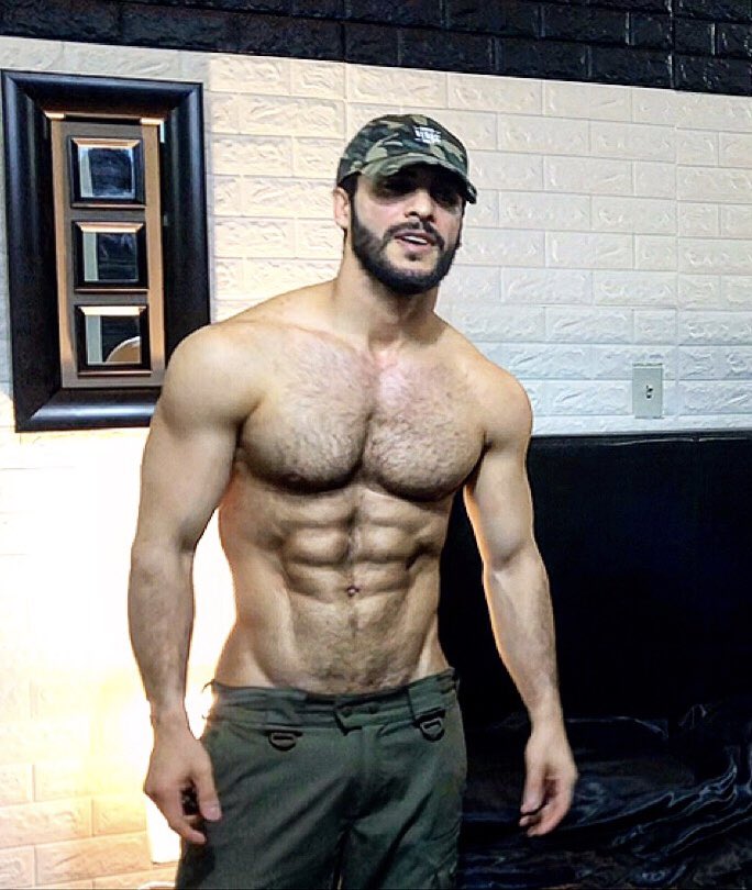 SDFashionAcade1's tweet photo. Stefano suaros Best American male model #stefanosuaros #stefanoactor # https://t.co/bzZjqE4SWe