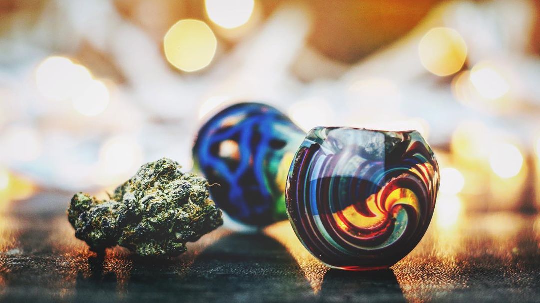 weedydotcom tweet media