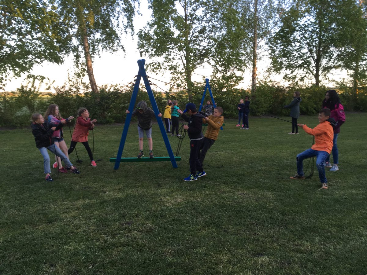 BSNJSL's tweet photo. ... and some more #BSNTRIPS #BSNJSL #Drenthe19 https://t.co/dWFjYXyhra
