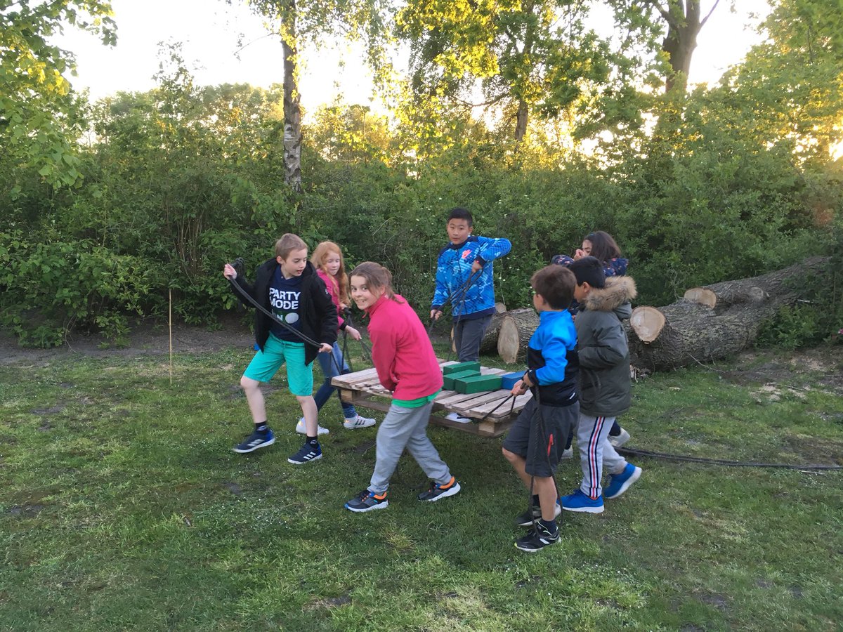 BSNJSL's tweet photo. ... and some more #BSNTRIPS #BSNJSL #Drenthe19 https://t.co/dWFjYXyhra