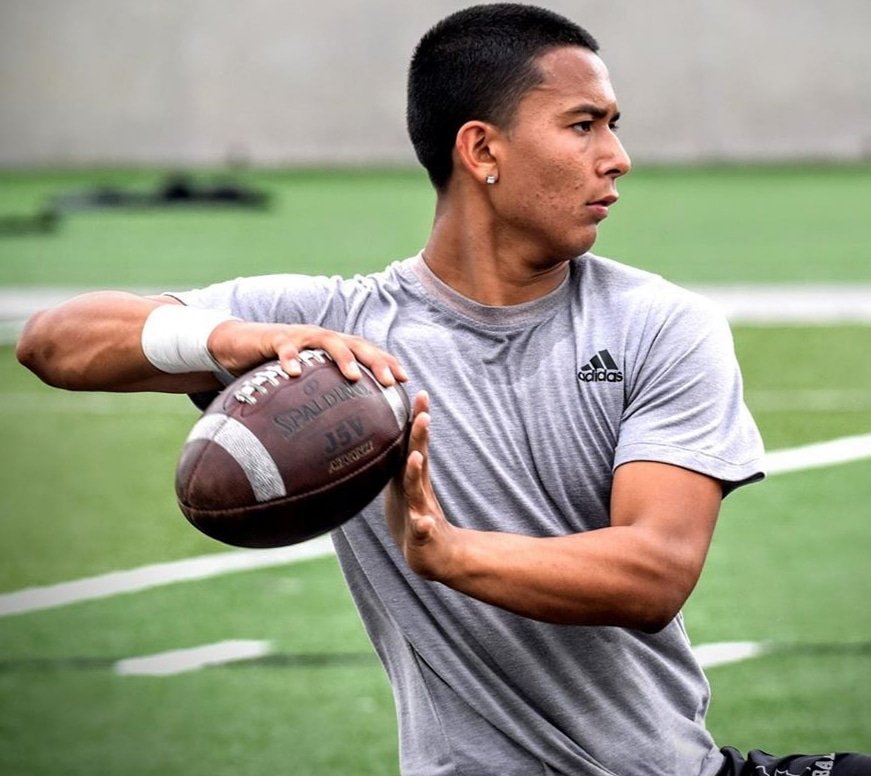rubenribera2020's tweet photo. You get what you work for...Not what you wish for.
#TheComeback #TheComebackKid #WestValleyHighSchool #DubV #Mustangs #WVMFootball #WVLockNLoad #TheHustleIsSoldSeperately #NoMoreShines #TrustTheProcess #HighSchoolFootball #FootballLife #FootballIsLife #Quarterback #Hemet #acl https://t.co/vCJgref1up
