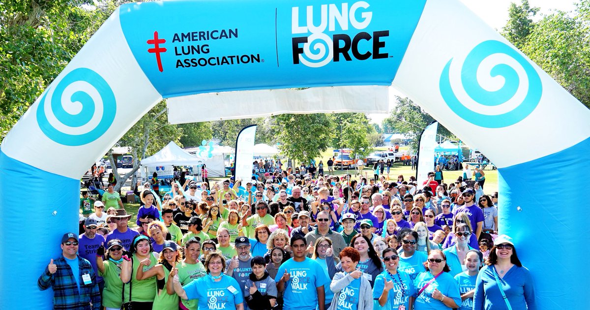 eBay4CharityUS's tweet photo. Shop all things turquoise and support the launch of the annual @LUNGFORCE campaign by @LungAssociation! All proceeds go to research, education and awareness for lung cancer – the #1 cancer killer. Place your bid today! https://t.co/LVcKAgFrBB https://t.co/Of0QPtldOk