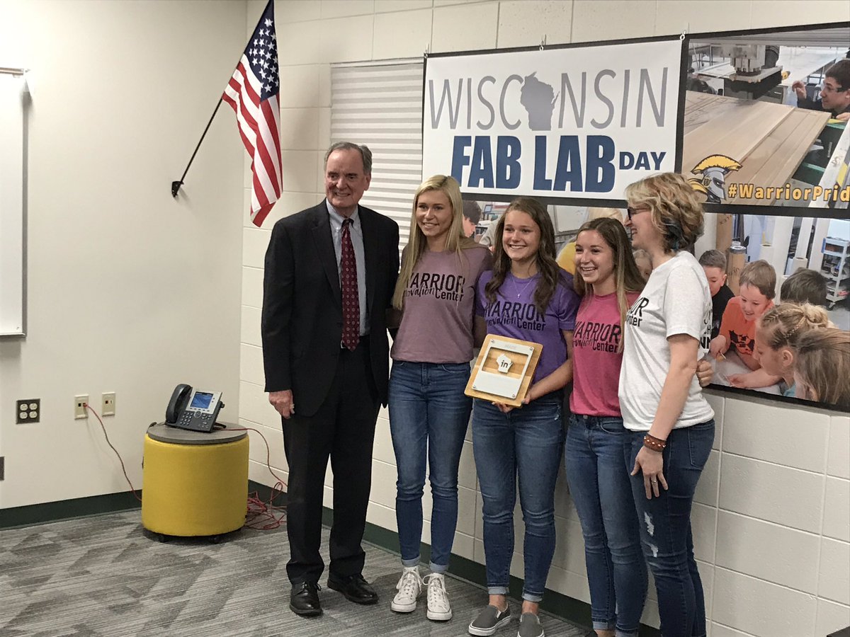 RobMeyerIII's tweet photo. @WaupunSchools celebrates #FabLabDay with a winning design for state gifts! Congrats Waupun! https://t.co/hku2ns26YR