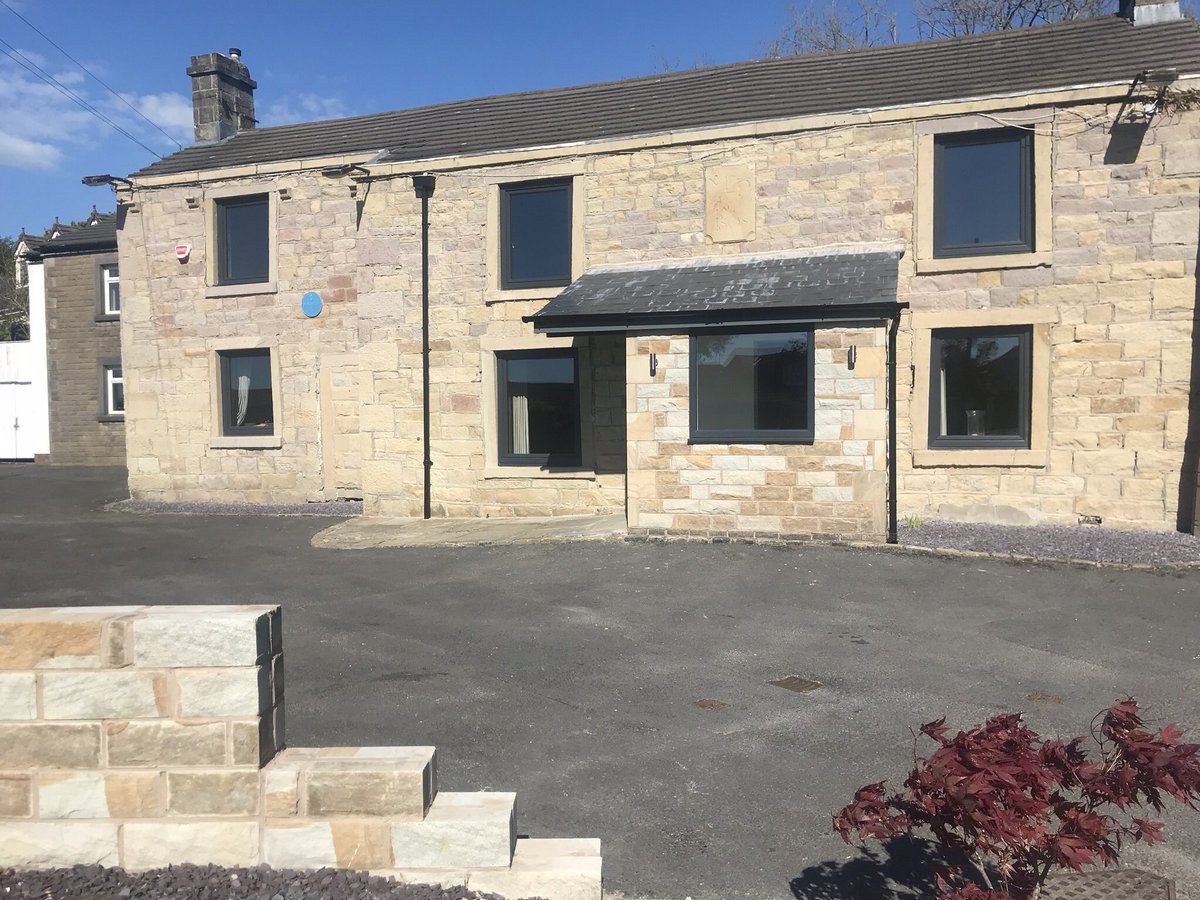 paul_heathcote's tweet photo. Tomorrow I will have finished renovating the restaurant that I achieved 2 Michelin stars in the Ribble Valley Longridge. It’s available to rent with some F&amp;F , good office space and the possibility of live in accommodation. If you know anyone that might be interested retweet 🙏 https://t.co/r374VGldD9