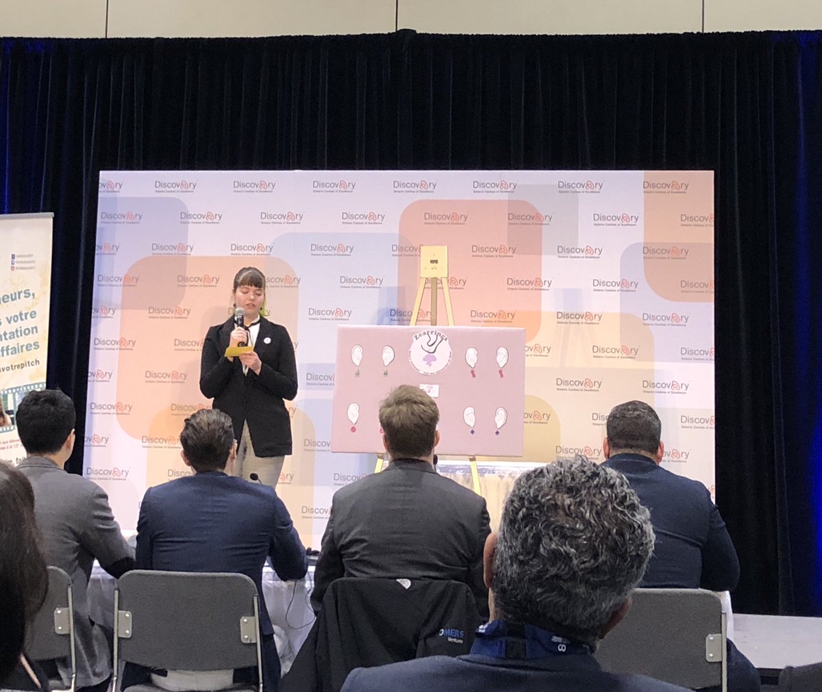 JessKerr2's tweet photo. Young entrepreneurs are pitching their innovative ideas at #OCEdiscovery #thinkdifferently #futurecoworkers https://t.co/OidtucN83I