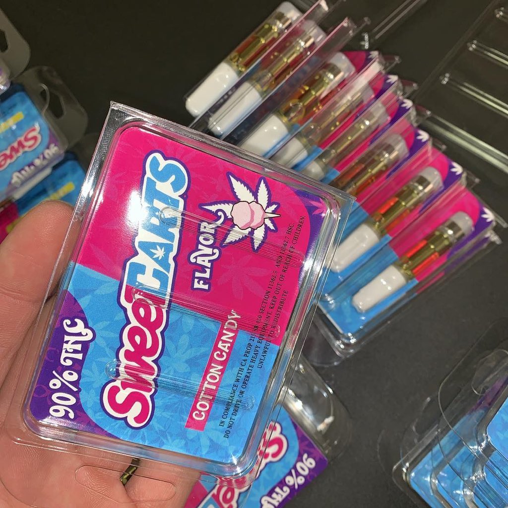 CBDTHC2's tweet photo. #THC #CBDworld #segun #sweetcart #Flavor #dankvape #vapepen ##cbdoil ##cbdvape https://t.co/nflhGnP3GD