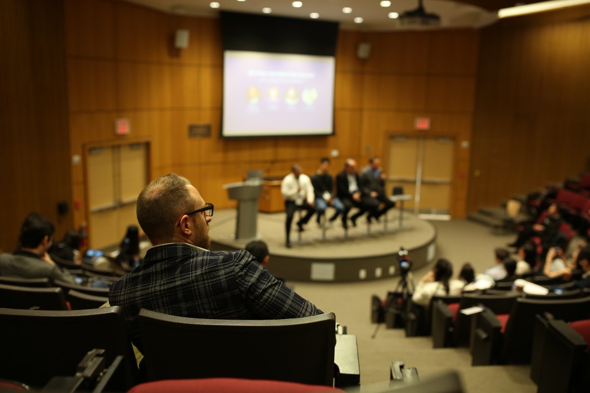 BitMartExchange's tweet photo. 👏2019 Block Plus Summit was successfully held on the past Sat! A big shout out to all the guests &amp; blockchain enthusiasts! The future of crypto is consensus — and this is where blockchain enters — as a decentralized, distributed network, empowering individuals in a community!🚀 https://t.co/zY9PSA74Qf