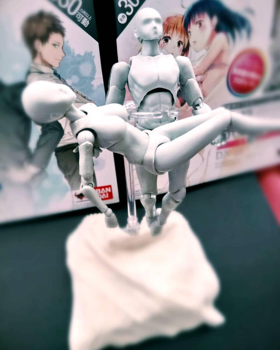 Rockcr_artist's tweet image. Now that Body-Chan finally arrived, the couple it&apos;s finally together!
I shall call them, Pierre-kun and Marie-chan, and we will do a ton of drawing.
#art #tool #arttool #illustration