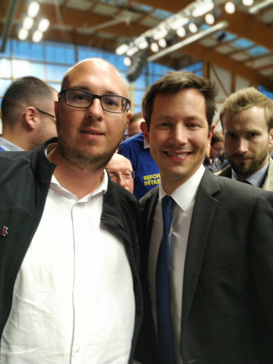 LudovicDECROO's tweet photo. Nous avons une très bonne tête de liste aux #Européennes2019 #LesRepublicains avec @fxbellamy
Heureux d'avoir pu assister au meeting régional pour l'écouter
#BellamyMarck #avecBellamy #JeVoteBellamy #JeVoteLR #LRMarck https://t.co/BEjZzQSNzA