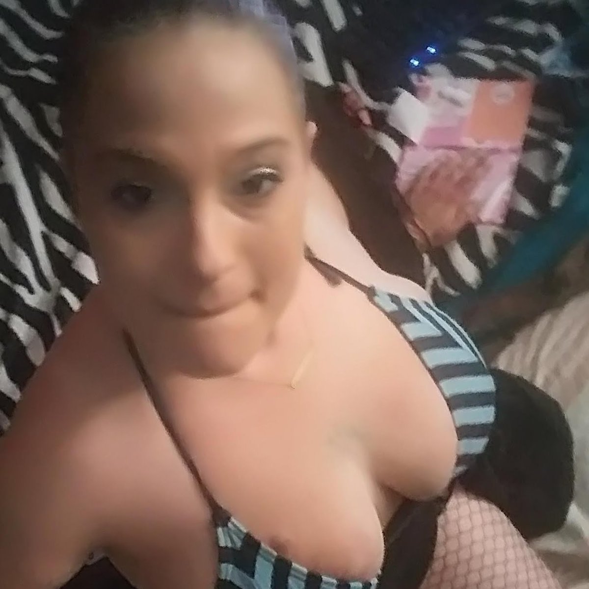 LexiLexxx6's tweet photo. https://t.co/RsXOGJRbl6 going online see me there #camster #bbw #bigboobs #newcammodel https://t.co/SBmuKVVyD8