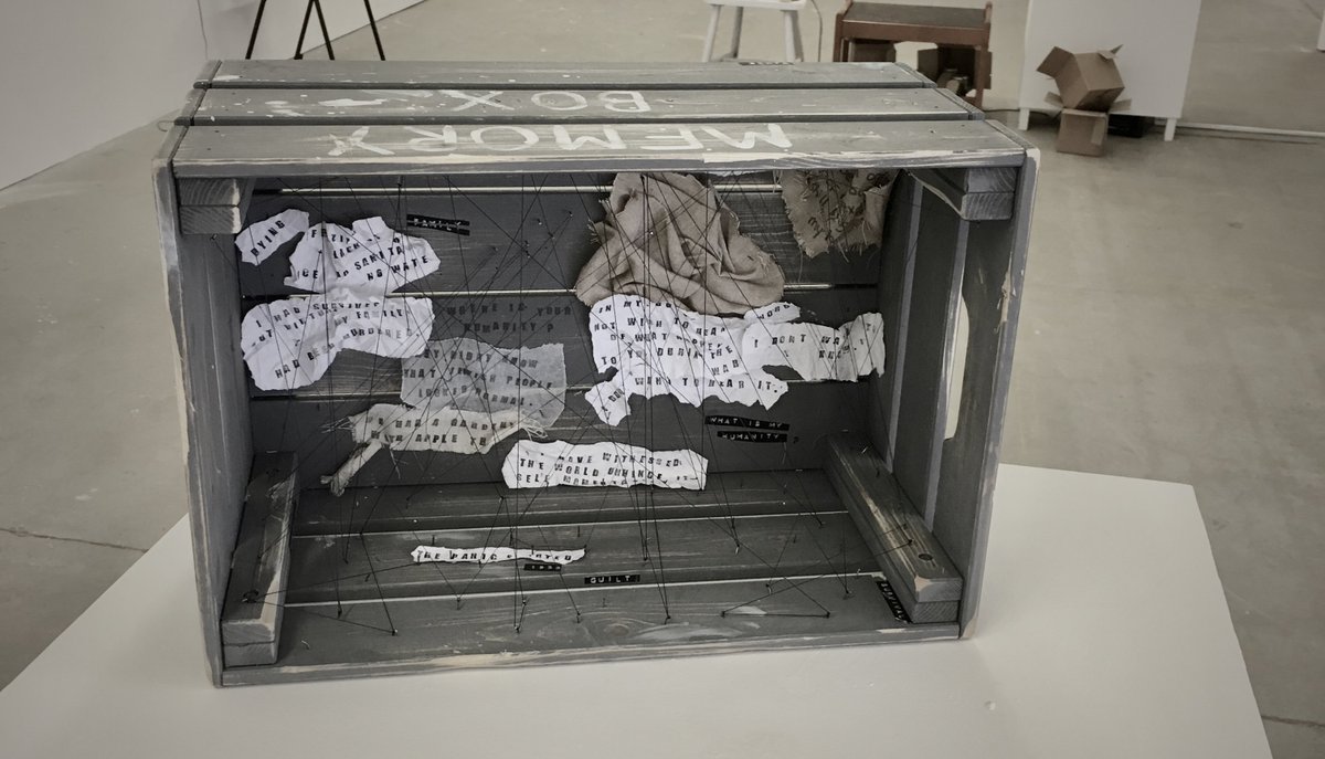 UncomfHistories's tweet photo. ...Holocaust survivor testimony.

To read more about Elizabeth’s work, follow the link to our Wordpress site ➡️ https://t.co/IP4Vq4KhDN

#uncomfortablehistories #backlitgallery #nottingham @BACKLITgallery @Midlands4Cities @ntuhum @HolocaustCentUK https://t.co/sP7rj9KcGl
