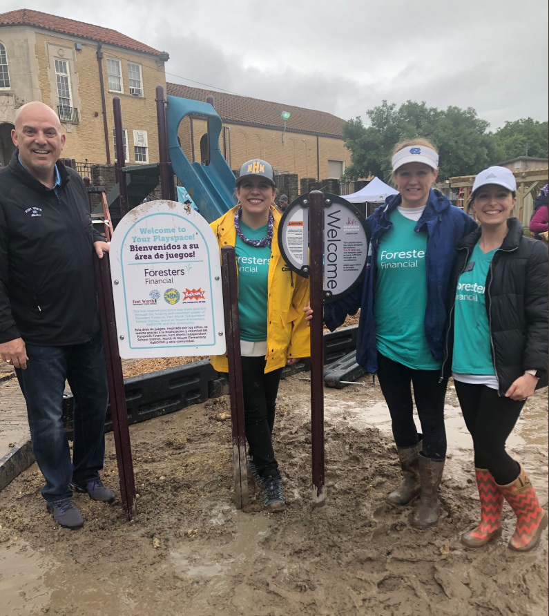 FortWorthISD's tweet photo. Volunteers braved rain and mud to construct a state-of-the-art playground at North Hi Mount Elementary School. The playground, funded by KaBOOM!, replaces a 30-year old play space! https://t.co/f5pi15g0hE https://t.co/izNDhrpKXc