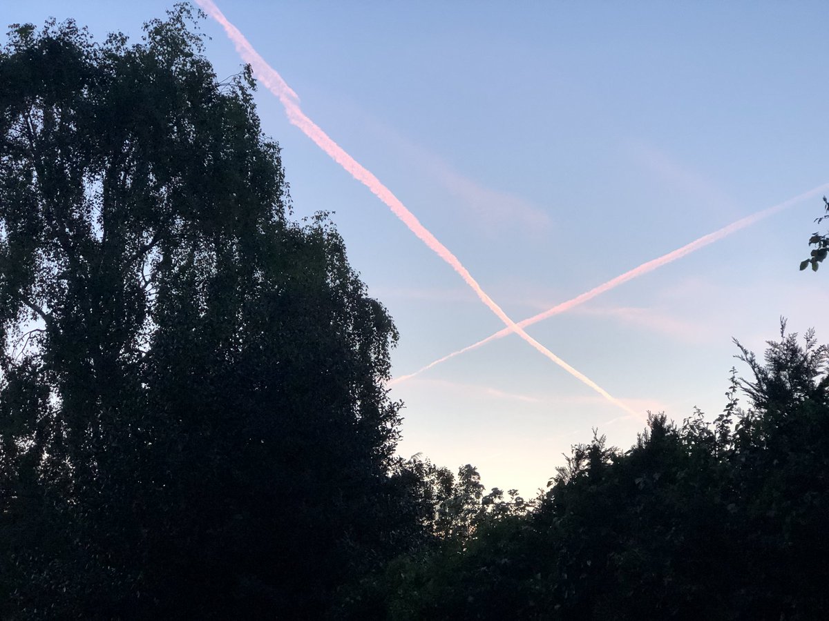 SteveLambden's tweet photo. God says ‘Vote Remain in the European elections’. https://t.co/ynFFJ92aI1