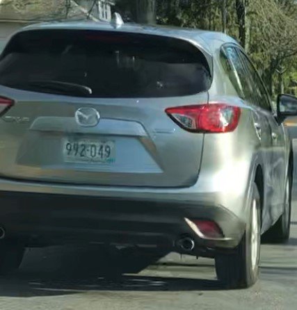 jenwebb00's tweet photo. @BristolPD Wanted to make you aware of a driver this morning that passed traffic illegally in the school zone (7:30 AM) at Rockwell Elementary. She veered in both the side lane as well as into oncoming traffic trying to pass cars going 20MPH. (She eventually passed at appx 40MPH) https://t.co/pRGtUqhjhV