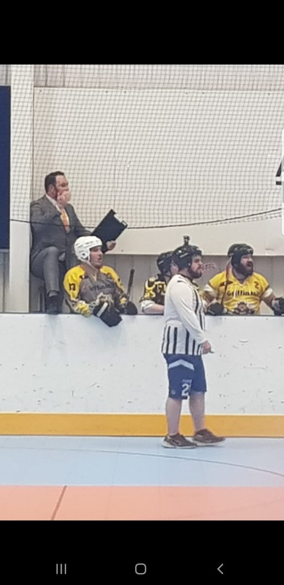 SkipratsBHC's tweet photo. Our player coach @tigerwoodward36 taking bench coach duties very seriously during the @SWBHL game vs @CardiffThunder #birds #ASR #gph #swbhl https://t.co/OJsD8xqTEN