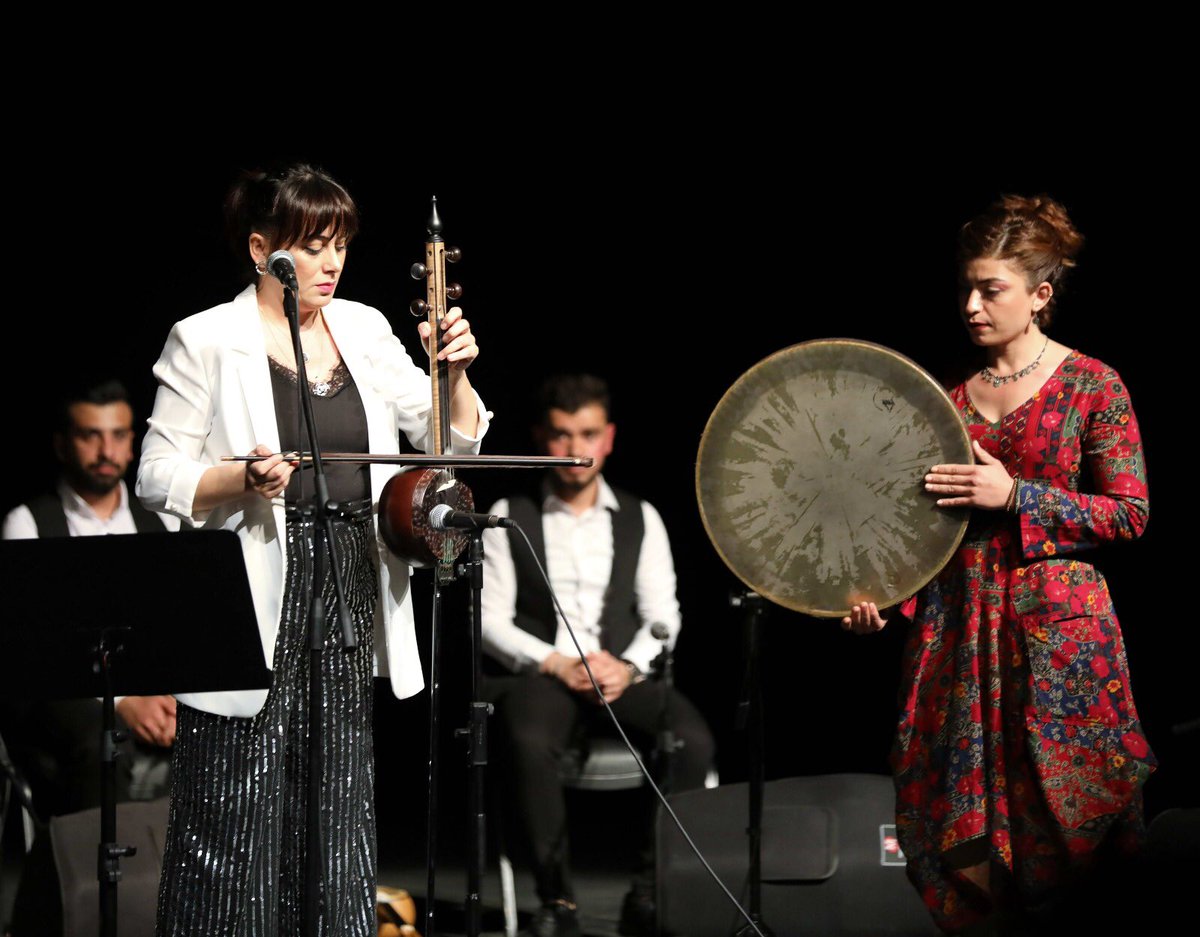 gauntmdk's tweet photo. Gaziantep Üniversitesi Türk Musikisi Devlet Konservatuvarı bünyesinde Öğr. Gör. Ersin YILDIRIMER tarafından hazırlanan. “ Kabak Kemanenin Dilinden” adlı konser büyük bir coşkuyla gerçekleşti.  #kabakkemanenindilinden #gauntmdk https://t.co/kvDkaIn8re