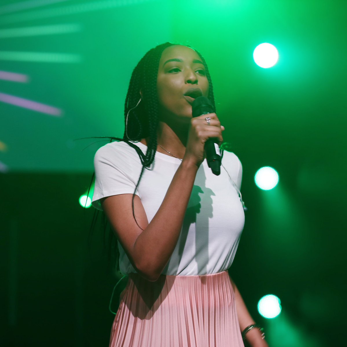 OneChurchMusic's tweet photo. Mother’s Day was a special one! We loved celebrating all of the ladies @onedotchurch and @onechurchworthington!
Here’s our #SundaySetlist
Echo (Elevation Worship)
You Are Life (Hillsong Worship)
Peace Be Still (The Belonging Co)
#UsingMusicToUniteUs https://t.co/1U7sS6yQEZ