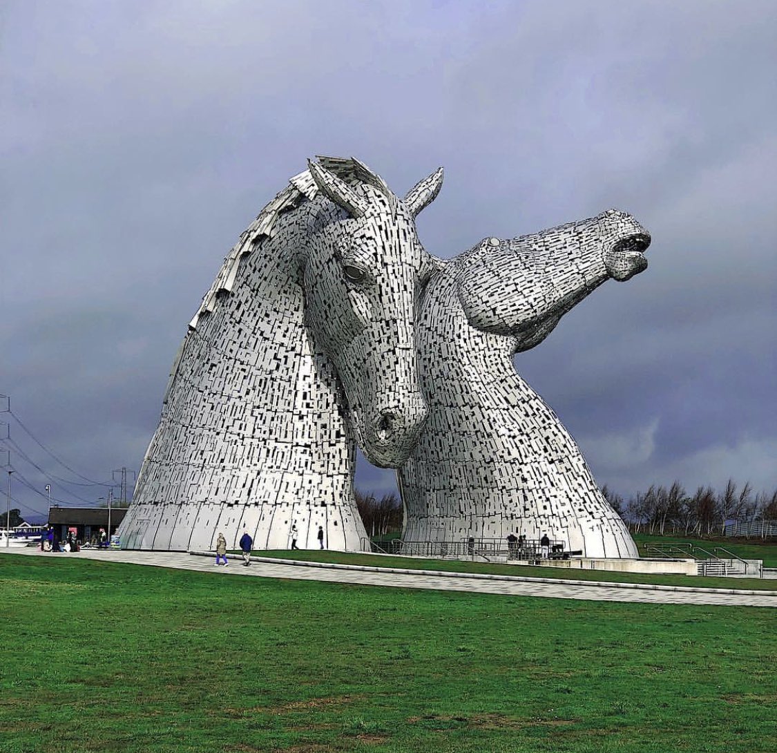 TenonTours's tweet photo. According to Scottish legends, the Kelpies are mythological beasts with the strength of 10 horses🐴🐴!
•
•
You can visit the 30 metre high statues in Scotland, our #TTFeaturedDestination! https://t.co/RhzFPMHHyJ