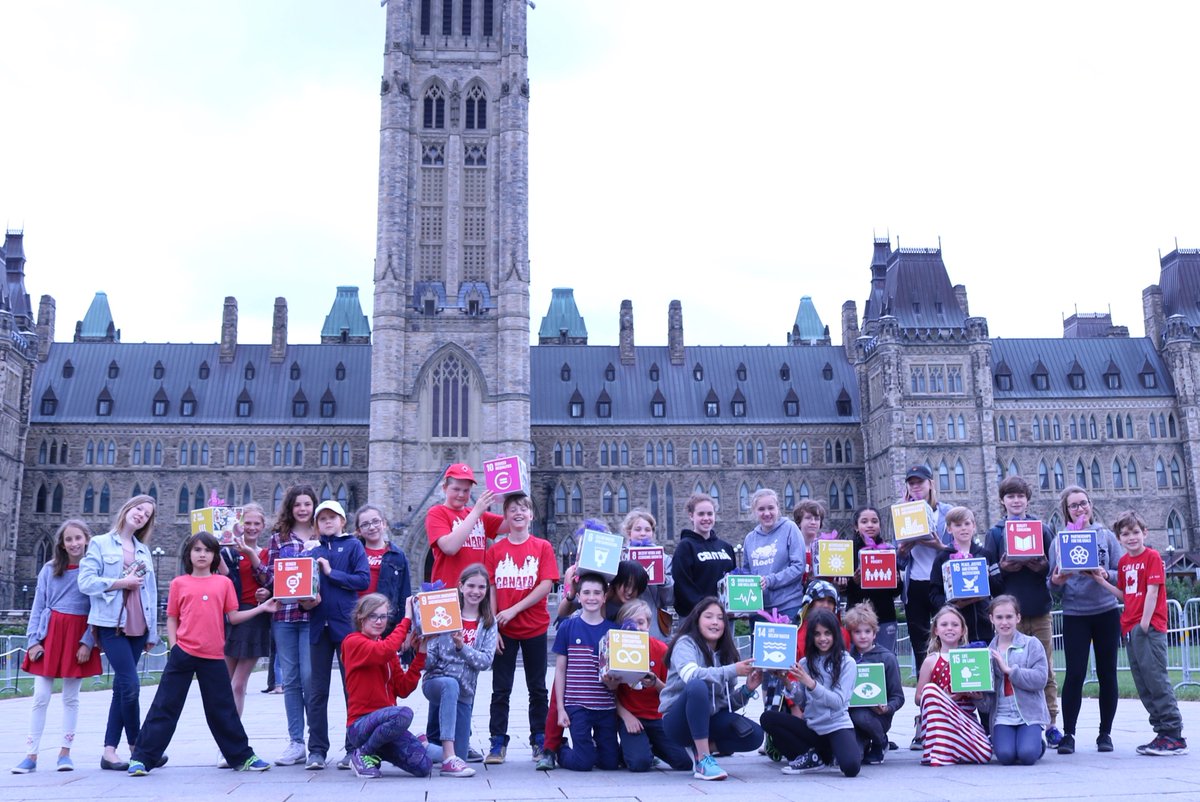 MKs4SDGs's tweet photo. 17 #ON &amp; #AB #SDG collage 📦 ready to be delivered by 39 enthusiastic Millennium Kids to @MaryamMonsef &amp; @cathmckenna MAY14 at Parliament to celebrate &amp; accelerate 🇨🇦SDG efforts!! Thx @JulieDzerowicz @viraniarif @GuyCaronNPD @DeanAllisonMP @Yasmin_Ratansi @j_maloney 4 mtg w/ us! https://t.co/ie6YlxqXEL