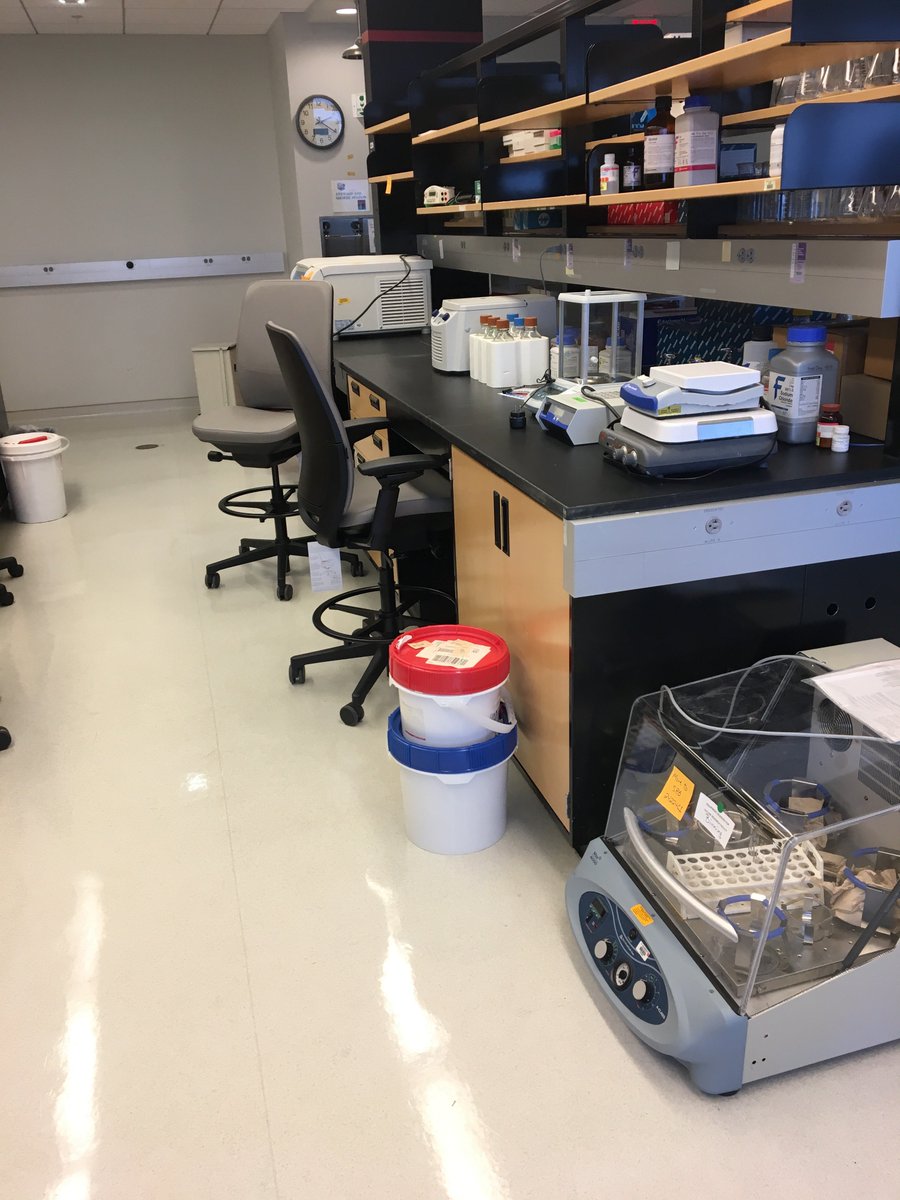 The Binning lab is up and running!!  It has only been two weeks, but the lab is starting to look like a lab.