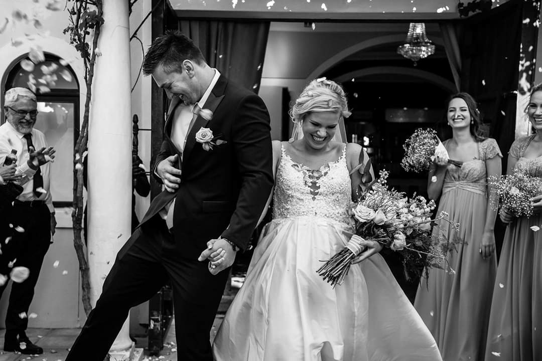 joli_cpt's tweet photo. Maroenel and Hendrik @ Bakenhof Winelands Venue
#JoliWeddings #Joli #Weddings #BridalCouple #bridalbouquet #CapeTown https://t.co/fICHRNAP2U