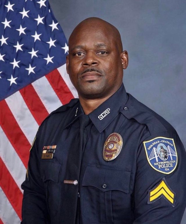GAFollowers's tweet photo. Sergeant Kelvin Ansari was shot and killed as he attempted to apprehend a robbery suspect in Savannah, Georgia last night. 

RIP Sgt Ansari. https://t.co/2vyueGL7XR