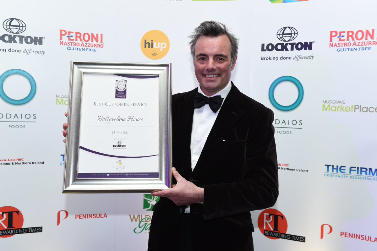 restawards's tweet image. Well done to @ParkHouseHotel, @Luna_Dublin, @LennonsCarlow and @ballyvolanehse : winner of Best Customer Service! @Lockton #FoodOscars