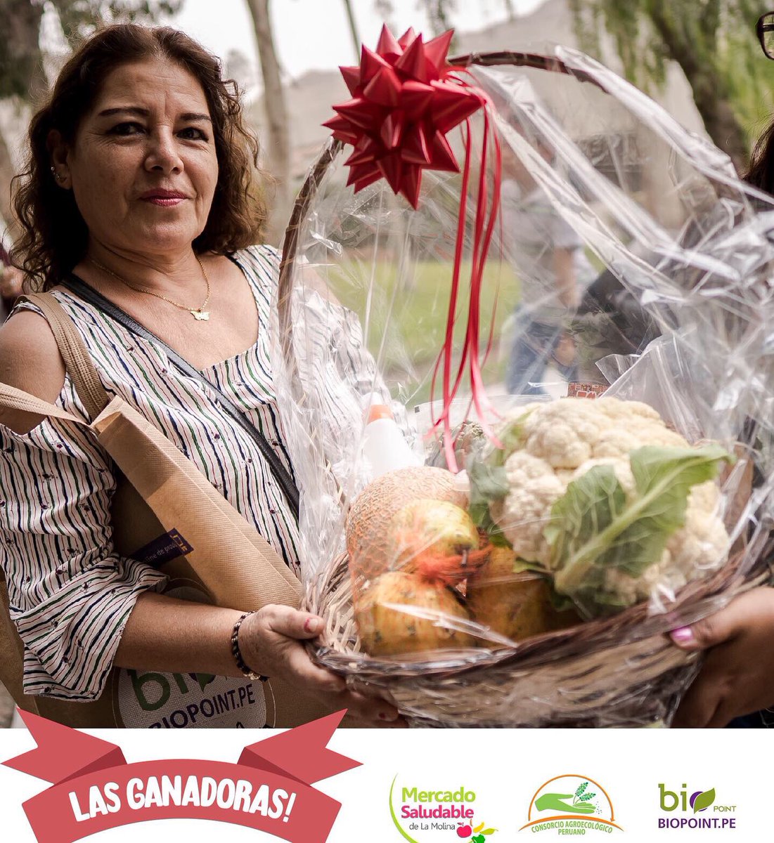 BioPoint_pe's tweet image. Les presentamos a nuestras biomamás Gracias a los productores por apostar en esta iniciativa y a todos por estar ahí, seguirnos y compartir alimentación saludable! 😀🌱🌞
.
.
#concurso #biomamá #participaygana #ganadoras #diadelamadre #canastassaludables