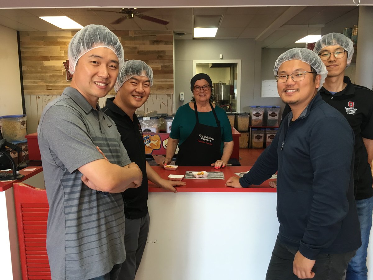 AlsPopcorn's tweet image. We had KAIST Students into the shop from Ohio State University Fisher College of Business.  Great experience!