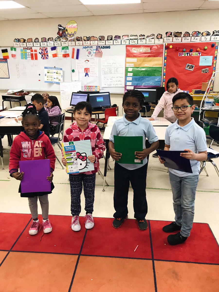 MsRicksSLP's tweet photo. Thank you to The Chapel- Libertyville campus for donating new school supplies to all 330+ students at Alexander Elementary! https://t.co/f4ZYU5zJ8n