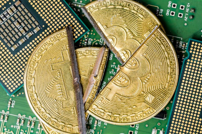 latestnewsplus's tweet photo. Bitcoin Gains Despite The Fall In Stocks . #AMERİCA #bitcoin #Canada #CoinDesk #crypto #cryptomoney #Ethereum #featured #litecoin #news #techannels #Technology #UnitedStates #USA https://t.co/l71hwJR9eG https://t.co/tWIulLKeOK