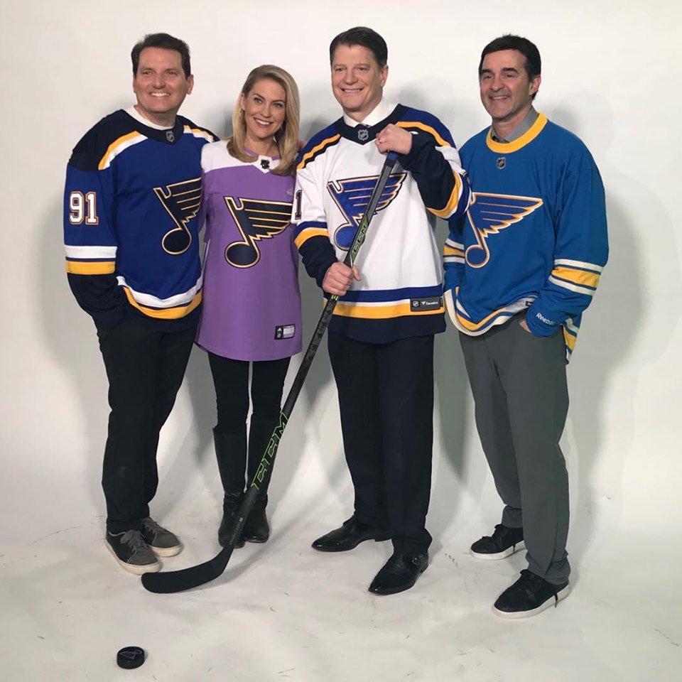 Tell me @Frank_Cusumano @mikebushksdk @AnneAllredNBC and I aren't the only ones ready for the @StLouisBlues to even the series in San Jose tonight.
LET'S... GO... BLUES!!!